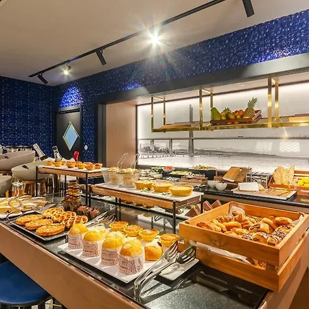 Hotel Eurostars Baixa 4*